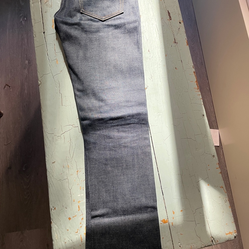 Like-new women’s APC raw denim new standard slim leg jeans from 2008 - Picture 2 of 8